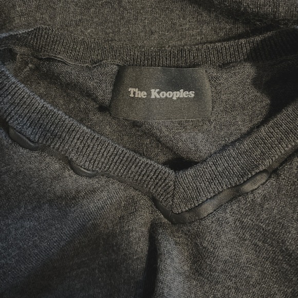 The Kooples Women's Leather Trim Long Sleeve V-Neck Sweater‎ Size Small - Picture 5 of 6